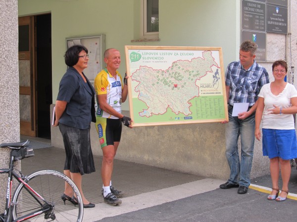 Ultramaratonec Hilarij s kolesom po vseh slovenskih občinah